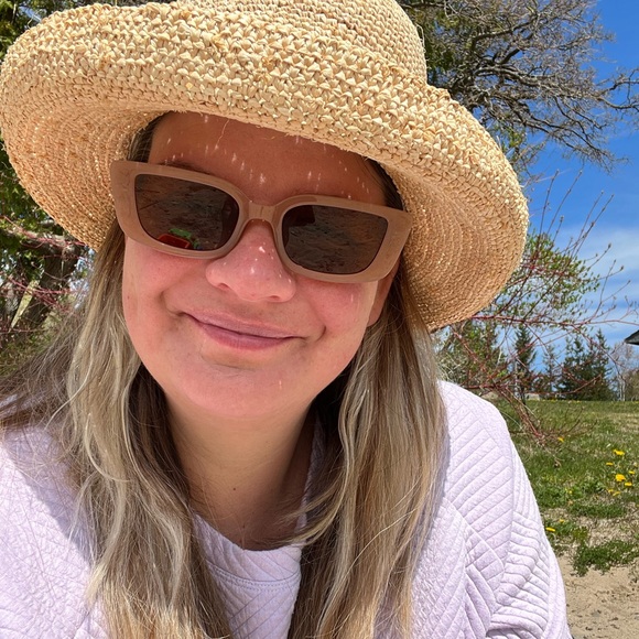 Meet your Posher, Martha - Picture 1 of 1